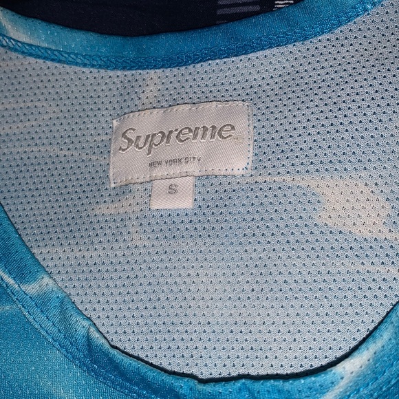 Supreme Ripple Tank Top - Picture 3 of 4
